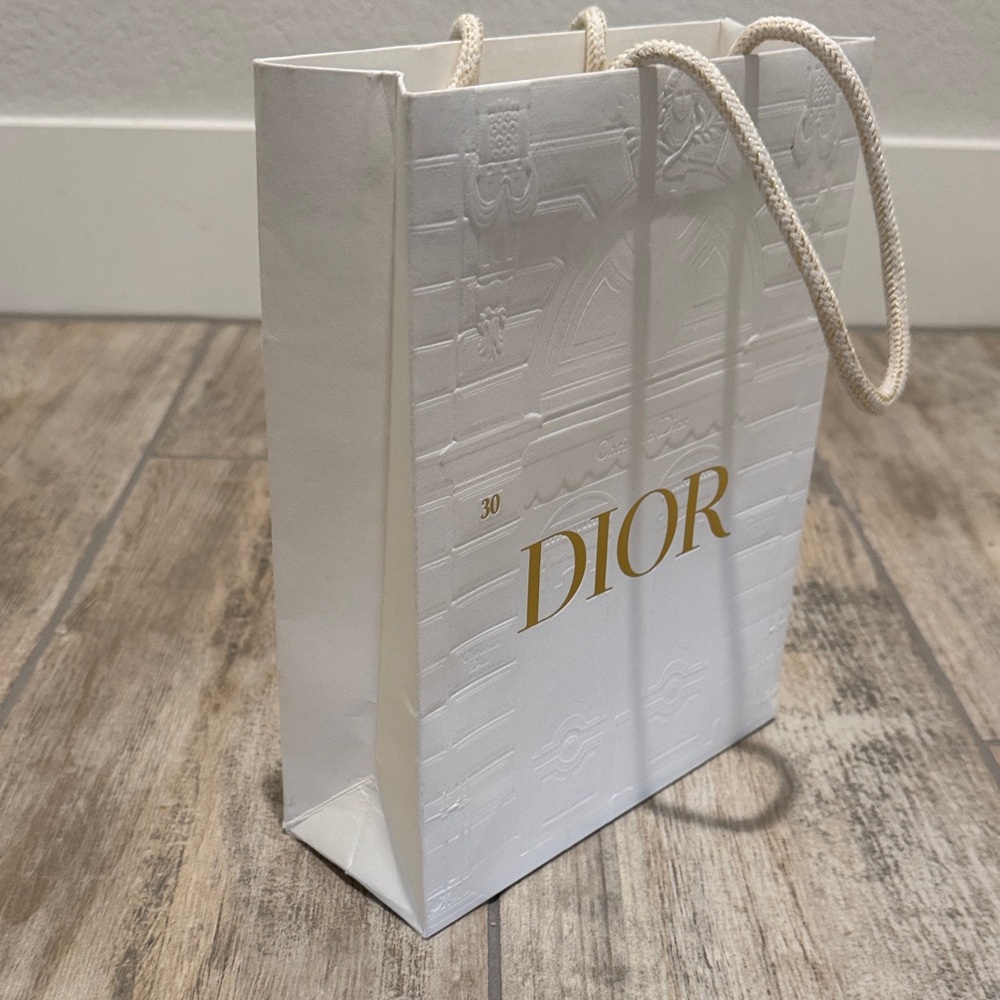 Dior White and Gold Luxury Shopping Bag from Dior Musuem in Paris - Picture 4 of 8